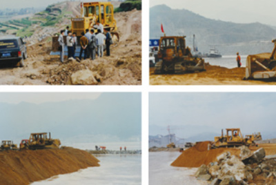 TY220榮獲國內(nèi)大馬力推土機(jī)1000小時(shí)試驗(yàn)質(zhì)量第一名。